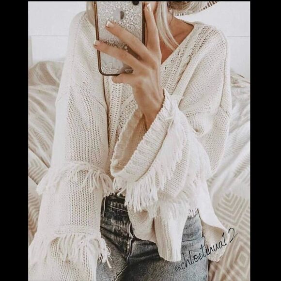 BOHEMIAN FRINGE WHITE CREAM KNIT SWEATER - Picture 4 of 8